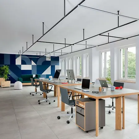 Bnbiz - Coworking 4* Fiorenzuola dʼArda