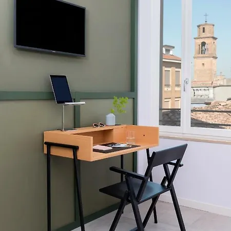 Guest house Bnbiz - Coworking 4*