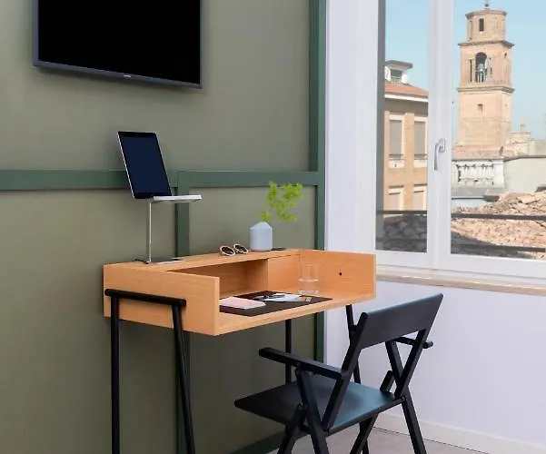 招待所 Bnbiz - Coworking 4*